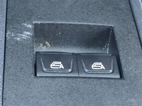 Used 2024 Ford Bronco Badlands image 24