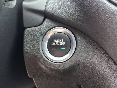 Used 2022 Chevrolet Equinox LT AWD/4WD image 22