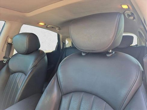 Used 2017 INFINITI QX50 2WD w/ Deluxe Touring Package image 5