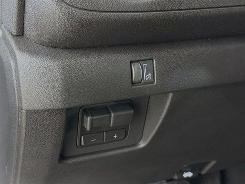 New 2026 Chevrolet Colorado Trail Boss AWD/4WD image 10