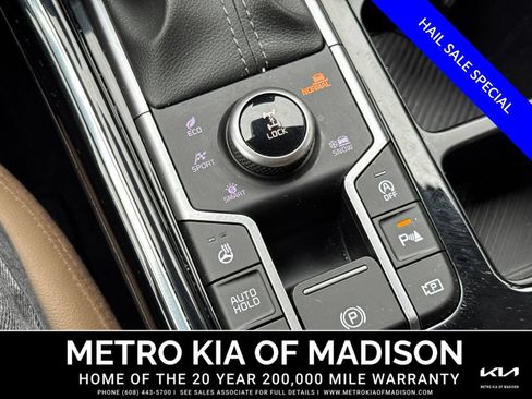 Used 2025 Kia Sorento SX Prestige w/ Olive Brown Leather Package AWD/4WD image 23