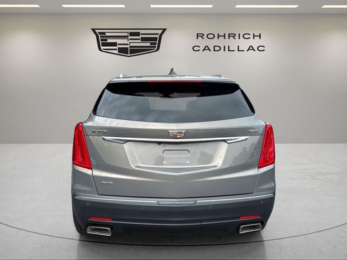 Used 2018 Cadillac XT5 Luxury w/ Driver Awareness Package AWD/4WD image 6