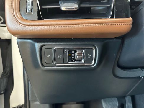 Used 2022 Lincoln Aviator Reserve w/ Class IV Trailer Tow Package image 24