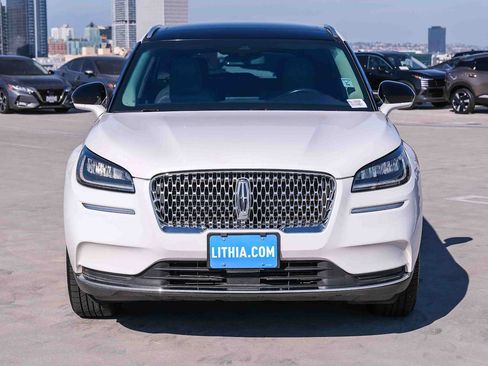 Used 2021 Lincoln Corsair FWD w/ Premium Package image 2