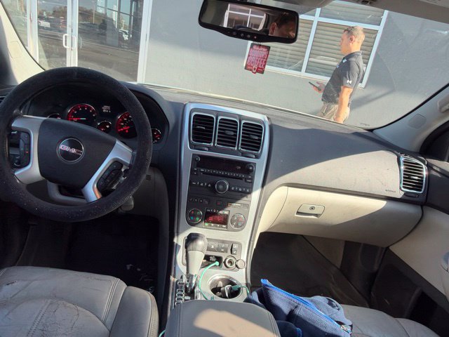 Used 2010 GMC Acadia SLT FWD image 21