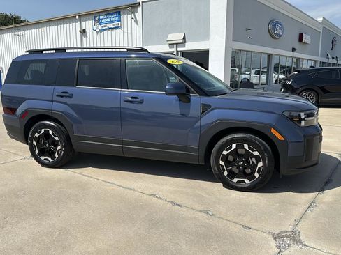 Used 2026 Hyundai Santa Fe SEL FWD image 5