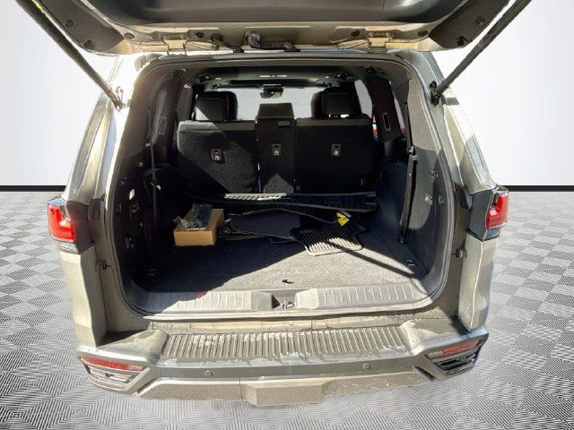Used 2024 Lexus LX 600 4WD w/ Appearance Package image 26