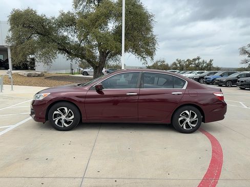 Used 2017 Honda Accord LX image 3