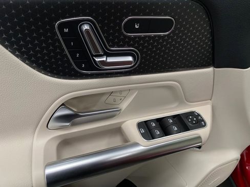 New 2026 Mercedes-Benz GLA 250 4MATIC image 29