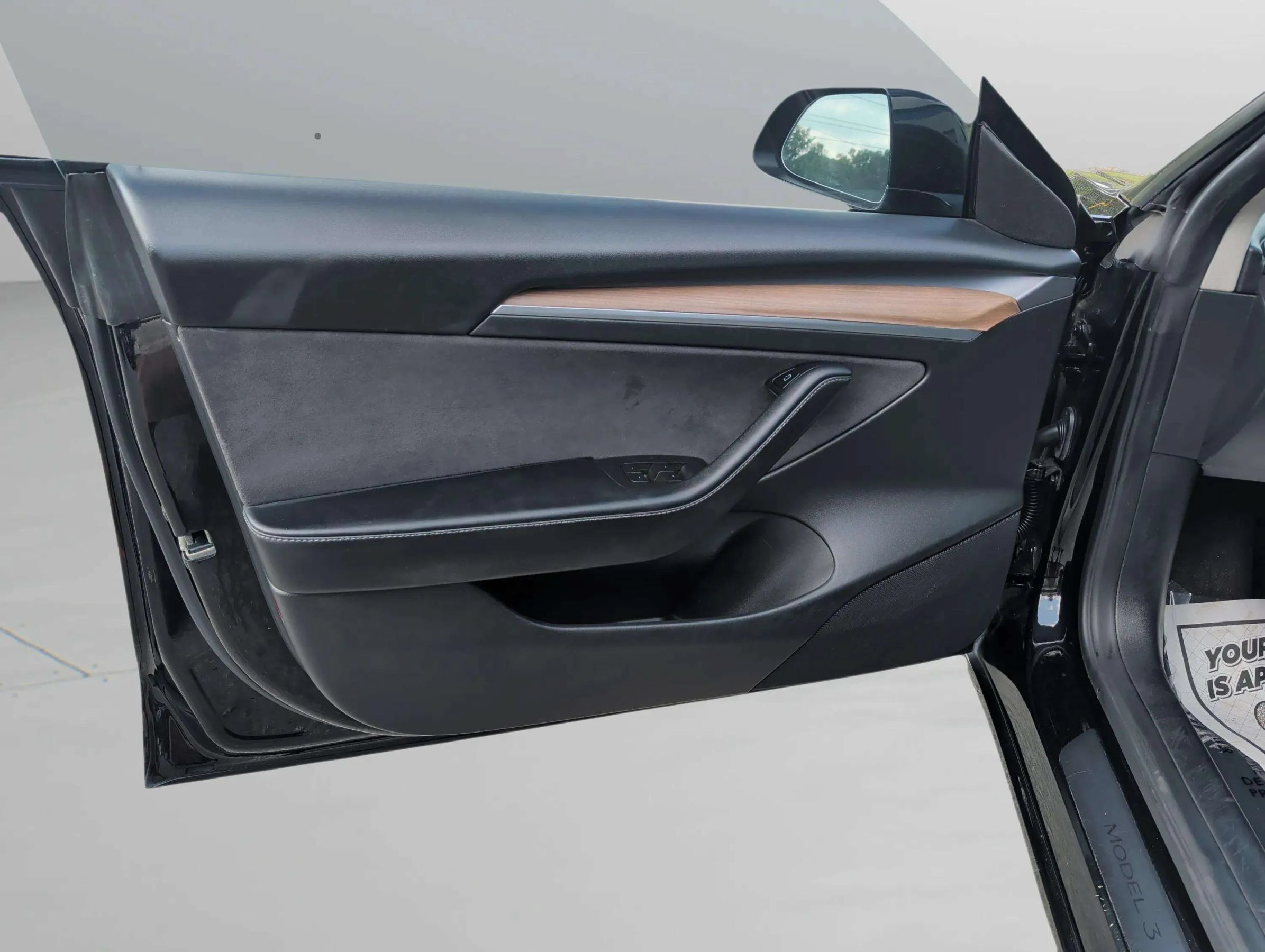 Used 2022 Tesla Model 3 Standard Range RWD image 34