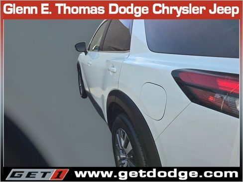 Used 2022 Nissan Pathfinder SL image 10