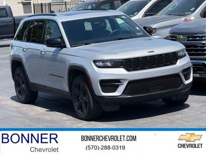 Used 2024 Jeep Grand Cherokee Altitude