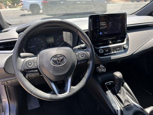 Used 2023 Toyota Corolla SE w/ SE Premium Package FWD image 12