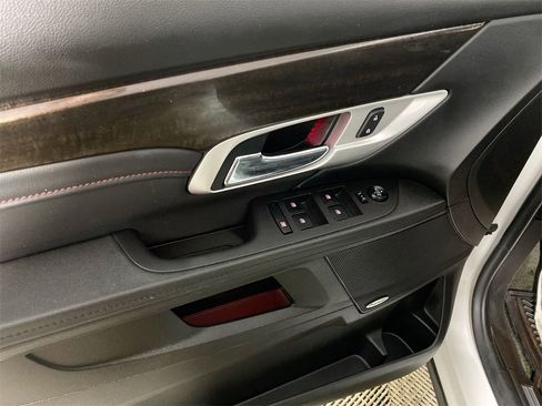 Used 2017 GMC Terrain Denali image 13