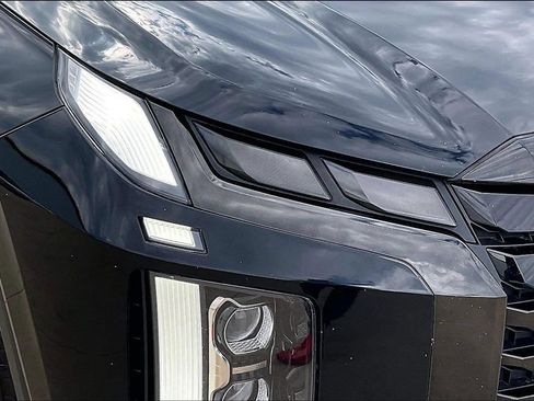 Used 2023 Hyundai Palisade SEL FWD image 28