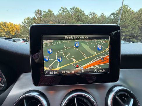 Used 2016 Mercedes-Benz CLA 250 image 18