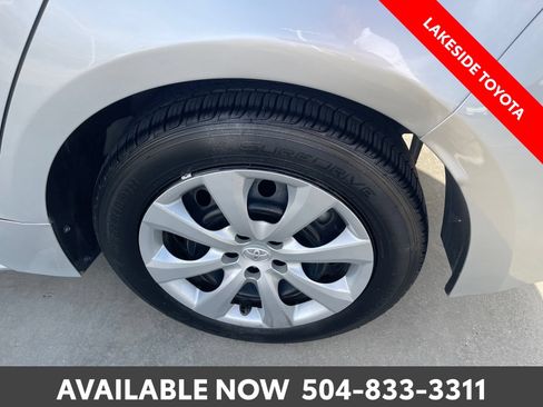 Used 2023 Toyota Corolla LE FWD image 12