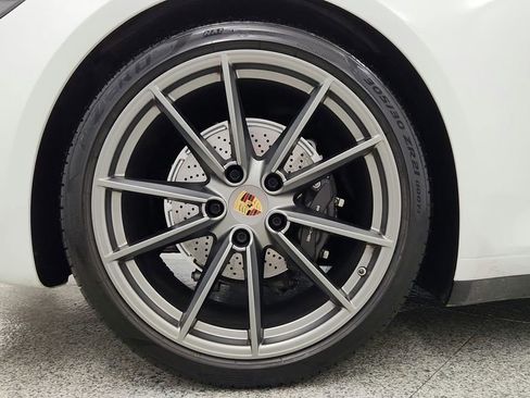 Used 2021 Porsche 911 Carrera image 38
