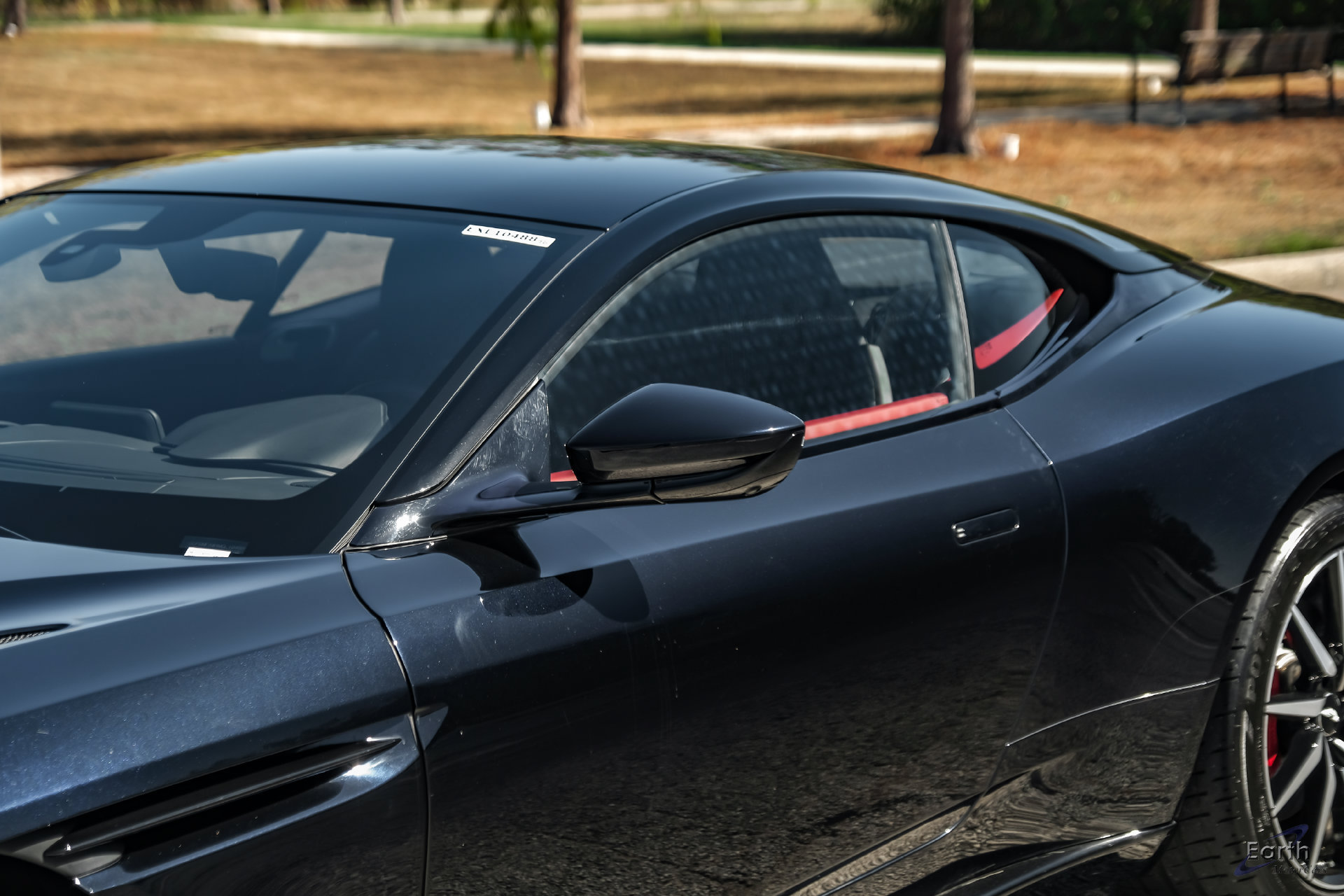 Used 2021 Aston Martin DB11 Coupe RWD image 22