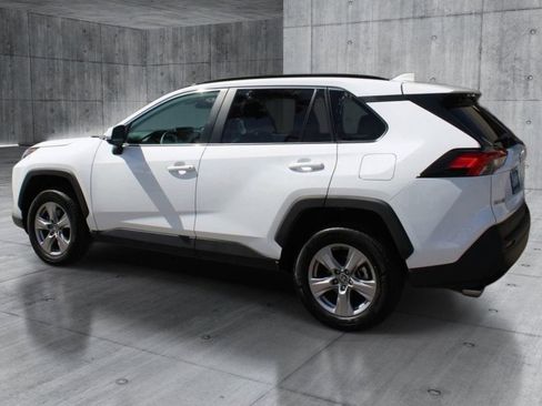 Used 2025 Toyota RAV4 XLE FWD image 3