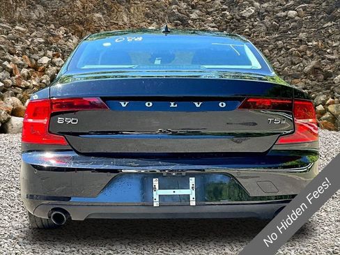Used 2018 Volvo S90 T5 Momentum AWD/4WD image 4