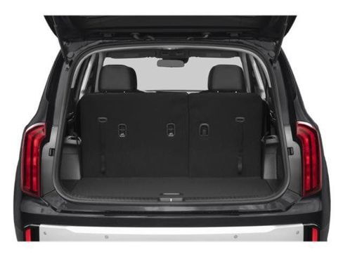 Used 2023 Kia Telluride S image 17
