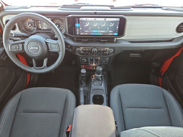Certified 2025 Jeep Wrangler Sport AWD/4WD image 21