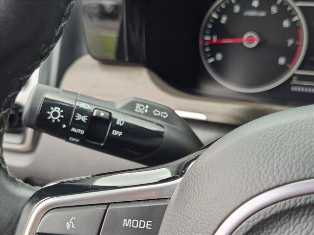 Used 2023 Kia Sorento EX w/ Panoramic Sunroof Package FWD image 16