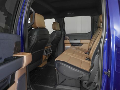 Used 2026 Ford F450 Lariat w/ FX4 Off-Road Package image 10