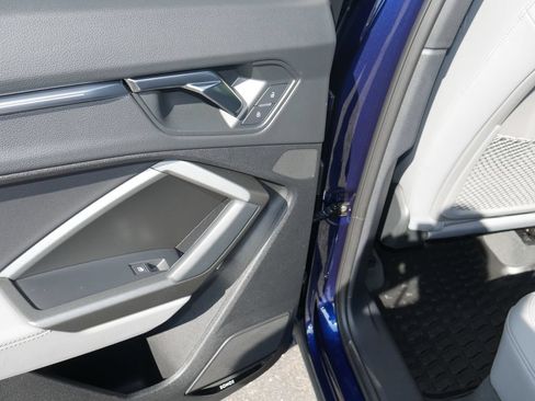 Certified 2023 Audi Q3 2.0T Premium Plus w/ Premium Plus Package AWD/4WD image 23