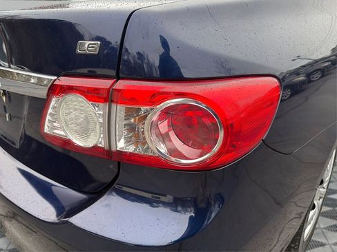 Used 2012 Toyota Corolla LE image 38