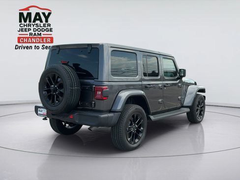 Certified 2025 Jeep Wrangler Unlimited Sahara AWD/4WD image 7