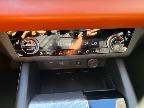 Used 2022 Mitsubishi Outlander SEL image 29