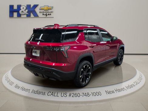 New 2026 Chevrolet Equinox RS w/ Convenience Package III FWD image 6