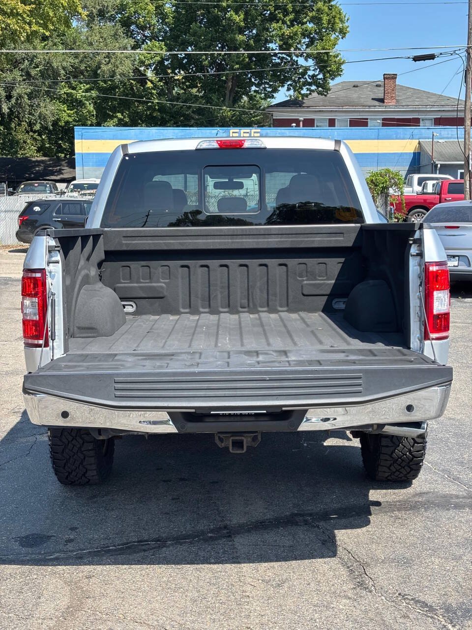 Used 2018 Ford F150 XLT w/ Equipment Group 302A Luxury AWD/4WD image 13