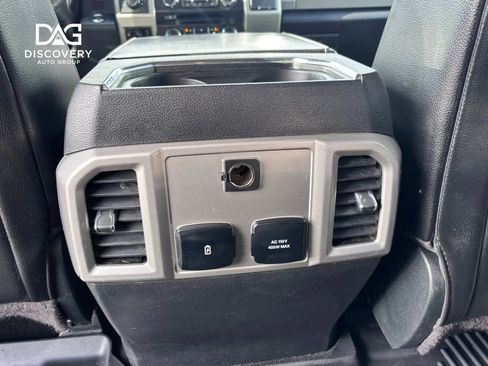 Used 2018 Ford F250 Lariat w/ Lariat Ultimate Package AWD/4WD image 25
