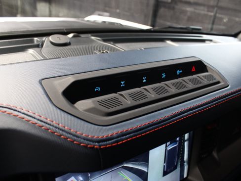 Used 2024 Ford Bronco Raptor w/ Interior Carbon Fiber Pack 6 AWD/4WD image 68