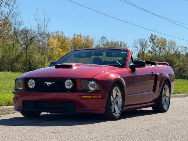 Used 2007 Ford Mustang GT Premium RWD image 12