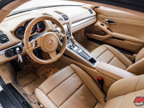 Used 2014 Porsche Cayman image 2