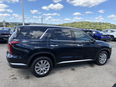 Used 2024 Hyundai Palisade SEL AWD/4WD image 4