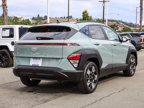 Used 2024 Hyundai Kona SEL FWD image 6