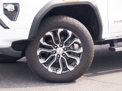 Used 2023 GMC Canyon Denali AWD/4WD image 23