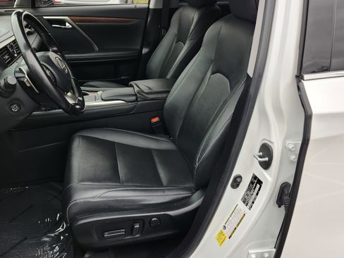 Used 2022 Lexus RX 450hL AWD w/ Premium Package image 29