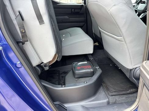 Used 2025 Toyota Tacoma SR5 AWD/4WD image 21