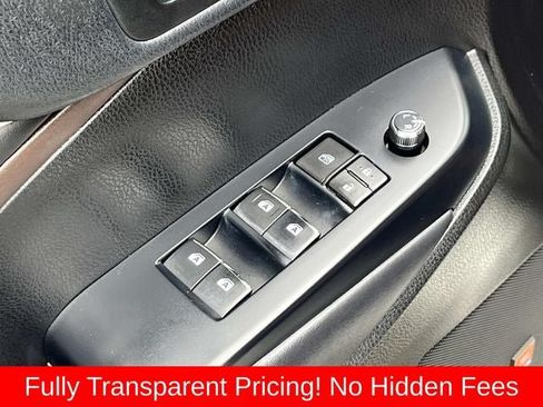 Used 2019 Toyota Highlander Limited Platinum AWD/4WD image 29