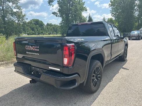 Used 2025 GMC Sierra 1500 Elevation AWD/4WD image 3
