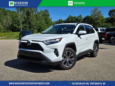 Used 2025 Toyota RAV4 XLE Premium w/ Weather Package AWD/4WD image 1