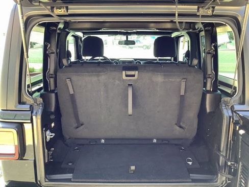 Used 2021 Jeep Wrangler Willys image 24