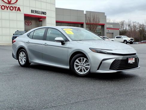 Certified 2025 Toyota Camry LE image 2