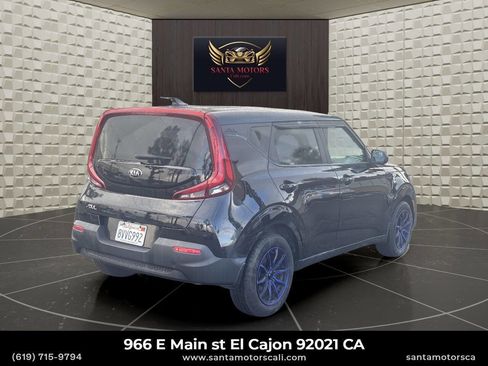 Used 2021 Kia Soul LX image 5